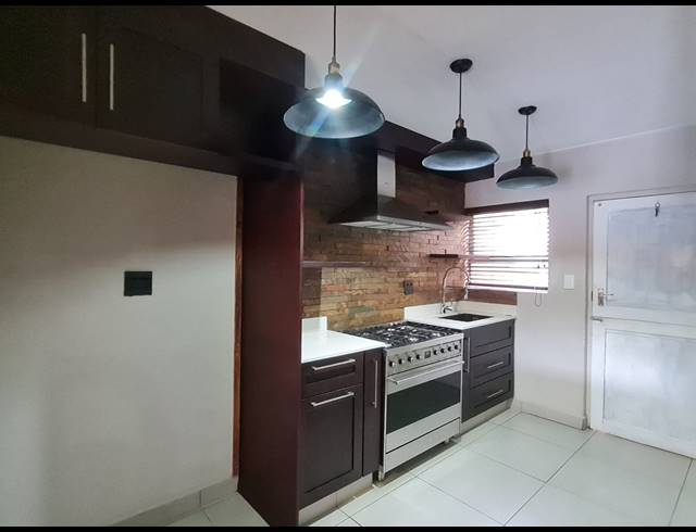 3 BEDROOM SECTIONAL TITLE FOR SALE IN MEER EN SEE